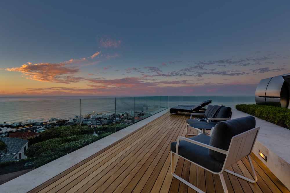 Moondance Villa in Fresnaye - Sunset