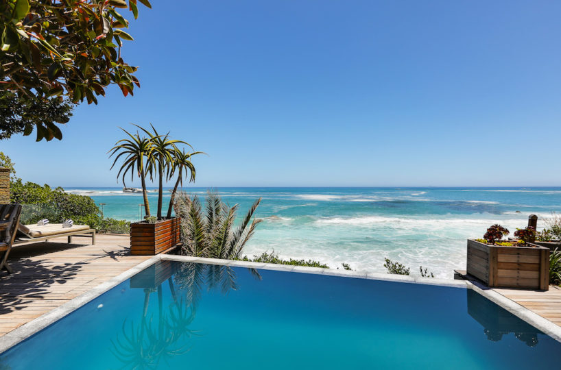 Clifton BeachHouse Rimflow Pool