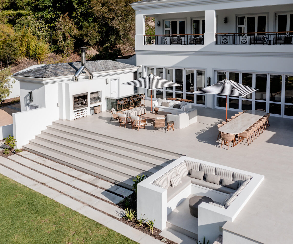 Villa Opus 8 bedroom private home Bishopscourt