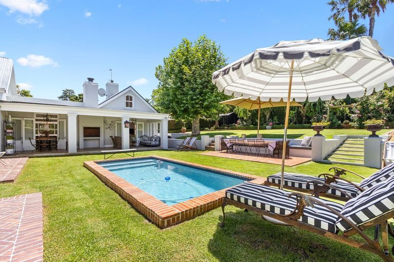 Sundial Villa