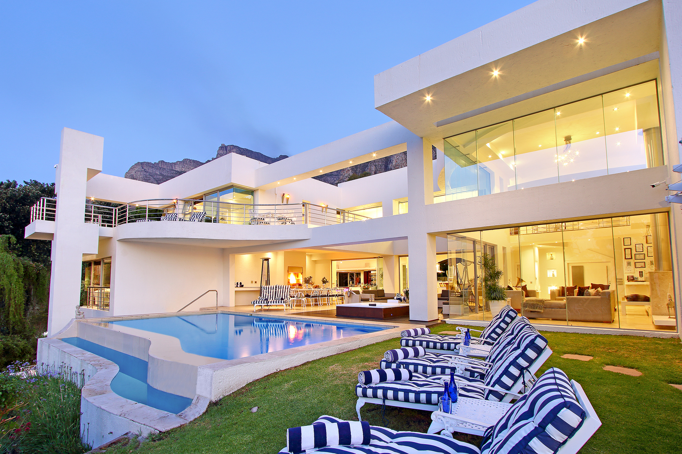Cape Town Mansions