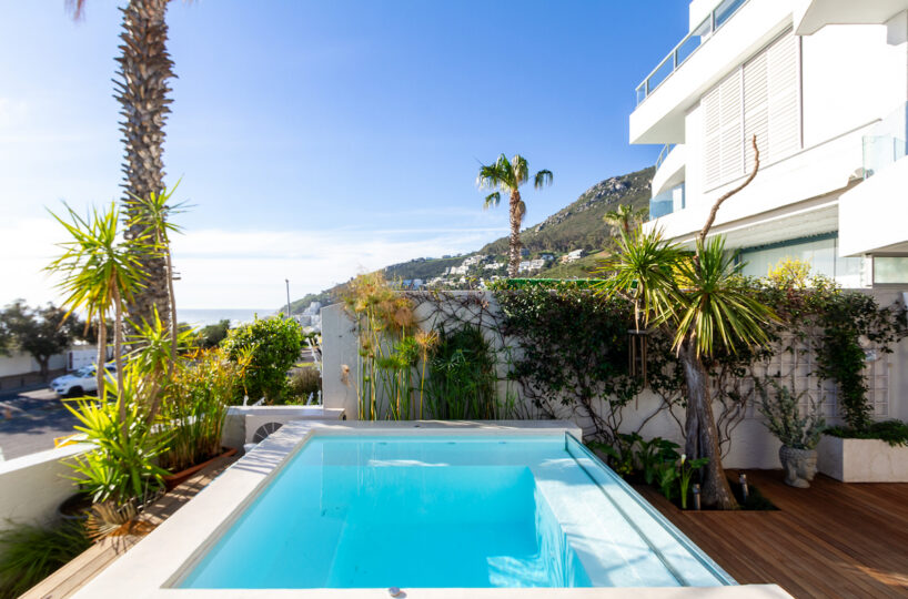 Nautica Sea Views
